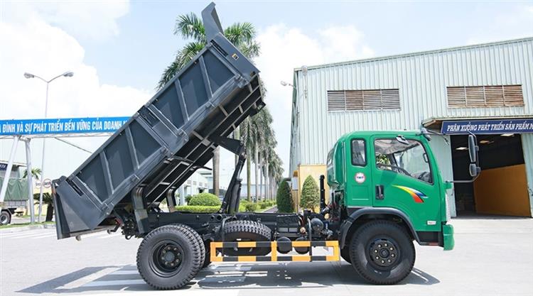 XE TẢI BEN 9 TẤN SINOTRUCK